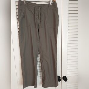North Face Convertible Hiking, Camping, Water Sport Pant, Women's Size 12, Green